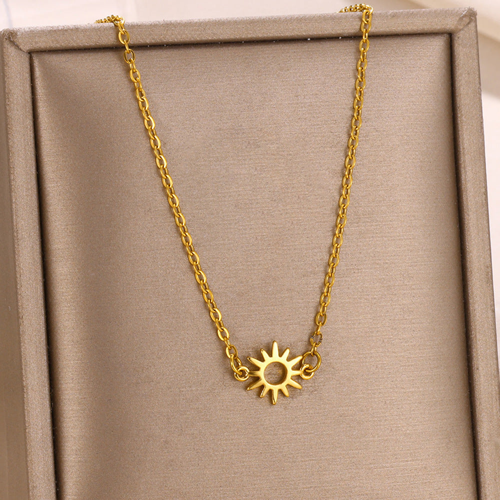 Fashion Popular Sun Hollow Pendant 18K Gold Stainless Steel Suit Personality Jewelry Accessories