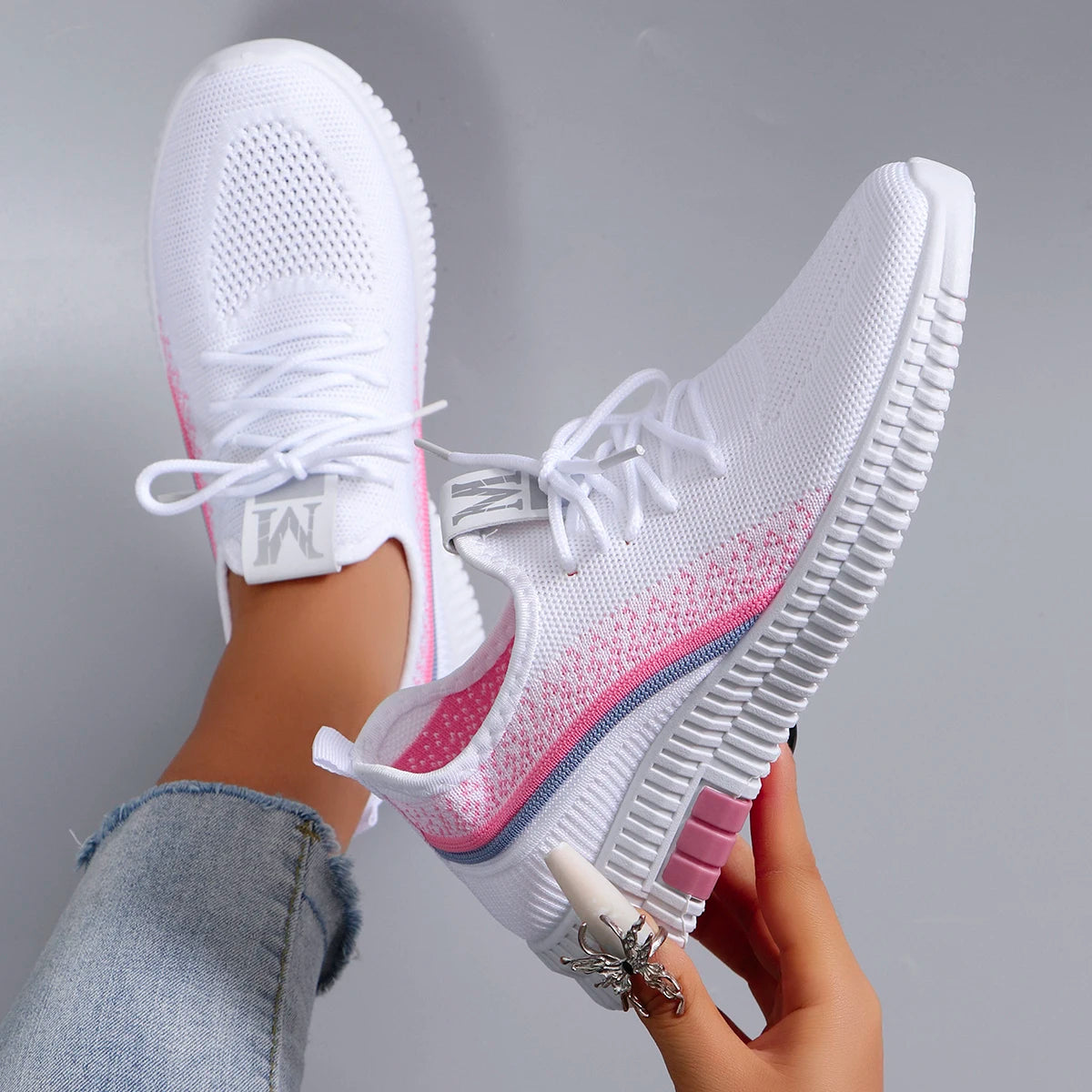 Spring new women's sports shoes, fashionable, breathable, lightweight, non-slip, wear-resistant, casual sports shoes, flat shoes